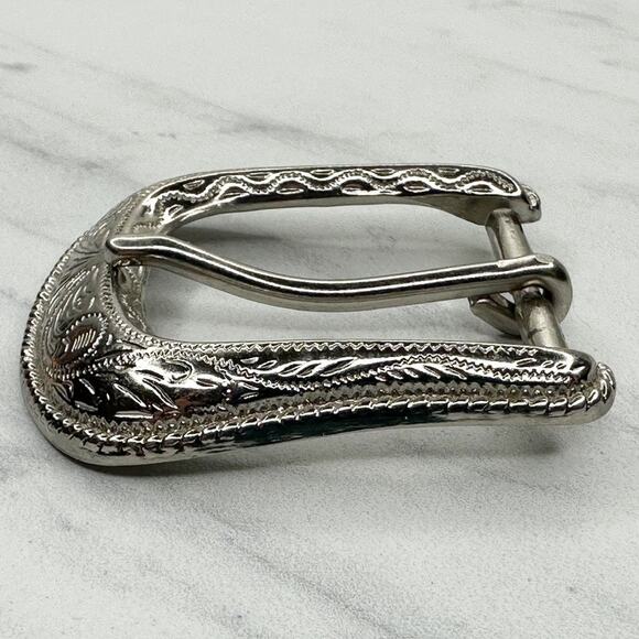 Western Style Silver Engraved Belt Buckle Classic Design ✨ - Picture 5 of 7